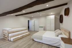 HAB.5: 1 CAMA 180 + 3 CAMAS 90